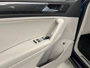 Volkswagen Tiguan Sport 2.0 TSI 190cv 4Motion DSG 7  -- NACIONAL -- - Foto 33