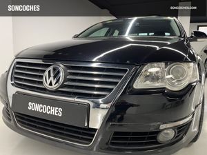 Volkswagen Passat 2.0 TDI 140cv Advance - NACIONAL -  - Foto 11