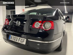 Volkswagen Passat 2.0 TDI 140cv Advance - NACIONAL -  - Foto 5