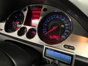 Volkswagen Passat 2.0 TDI 140cv Advance - NACIONAL -  - Foto 19
