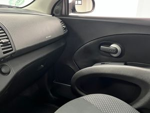 Nissan Micra 1.4i Tekna Cabrio IMPECABLE - Foto 23