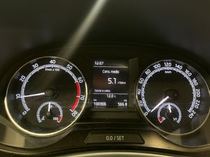 Skoda Fabia COMBI 1.0 TSI 110cv 6V Ambition - NACIONAL - - Foto 8