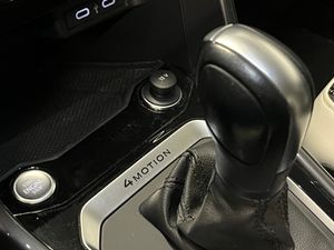 Volkswagen T-Roc 2.0 TSI 190cv 4Motion DSG Sport -- NACIONAL -- - Foto 22