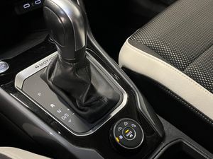 Volkswagen T-Roc 2.0 TSI 190cv 4Motion DSG Sport -- NACIONAL -- - Foto 25