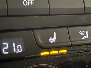 Volkswagen T-Roc 2.0 TSI 190cv 4Motion DSG Sport -- NACIONAL -- - Foto 20