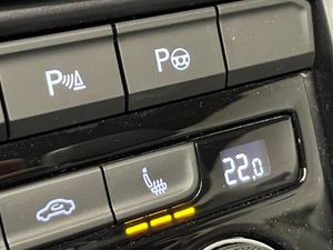 Volkswagen T-Roc Cabrio 1.5 TSI 150cv DSG7 R-Line -NACIONAL- - Foto 28