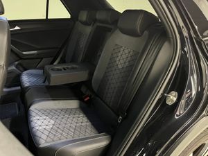 Volkswagen T-Roc R-Line 1.5 TSI 110 kW (150 CV) DSG NACIONAL - Foto 26