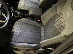 Volkswagen T-Roc R-Line 1.5 TSI 110 kW (150 CV) DSG NACIONAL - Foto 42
