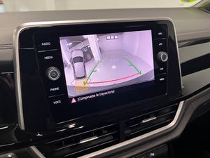 Volkswagen T-Roc R-Line 2.0 TSI 4Motion 140 kW - NACIONAL- - Foto 23