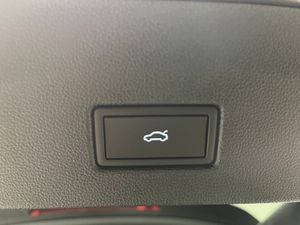 Volkswagen T-Roc R-Line 2.0 TSI 4Motion 140 kW - NACIONAL- - Foto 34