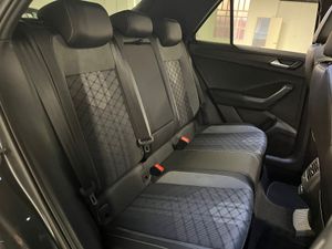 Volkswagen T-Roc R-Line 2.0 TSI 4Motion 140 kW - NACIONAL- - Foto 19