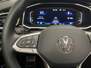 Volkswagen T-Roc R-Line 2.0 TSI 4Motion 140 kW - NACIONAL- - Foto 29