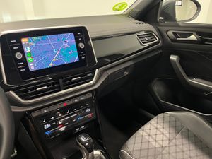 Volkswagen T-Roc R-Line 2.0 TSI 4Motion 140 kW - NACIONAL- - Foto 21
