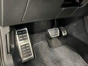 Volkswagen T-Roc R-Line 2.0 TSI 4Motion 140 kW - NACIONAL- - Foto 42