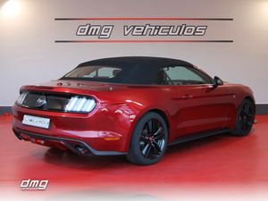 Ford Mustang Cabrio 2.3 EcoBoost 231kW Mustang Aut. Conv. 2p.   - Foto 2
