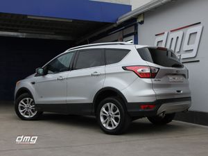Ford Kuga Titanium 2.0 TDCi Auto-Start-Stop 110 kW (150 CV) 4x4 PowerShift  - Foto 2