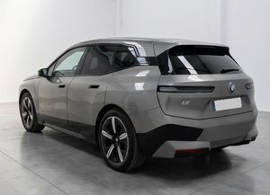 BMW iX xDrive40  - Foto 3