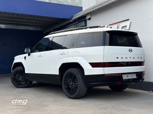 Hyundai Santa Fe PHEV 1.6T 4X4 AT Calligraphy 288Cv 7plazas  - Foto 2