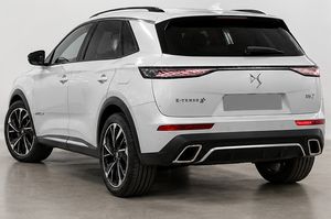 DS DS 7 Crossback 1.6 ETense 300 Rivoli Auto 4WD  - Foto 2