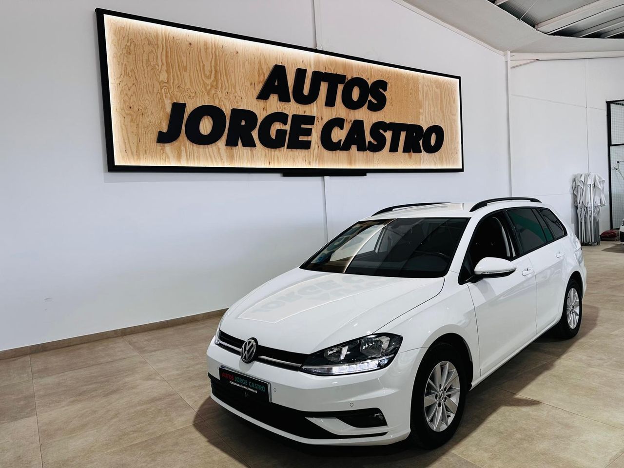 Volkswagen Golf VARIANT 1.6TDI LAST EDITION 115cv   - Foto 1