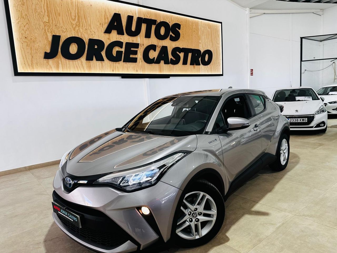 Toyota C-HR 1.8 125H ACTIVE E-CVT berlina 90kW 122CV Automático 122cv   - Foto 1