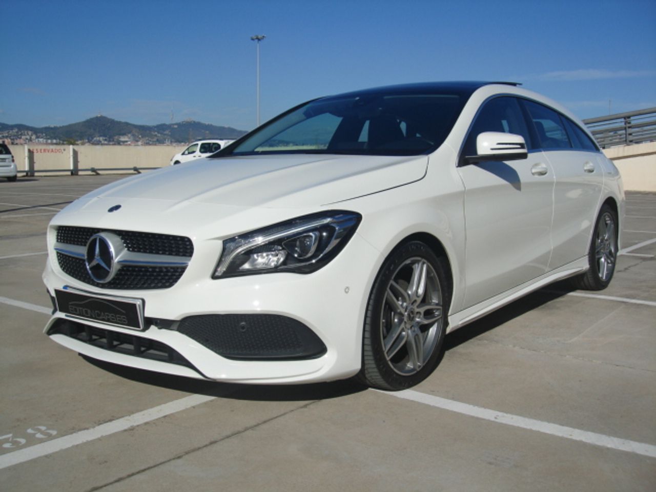 Mercedes Clase CLA 200 SHOTINGBREAK AMG   - Foto 1