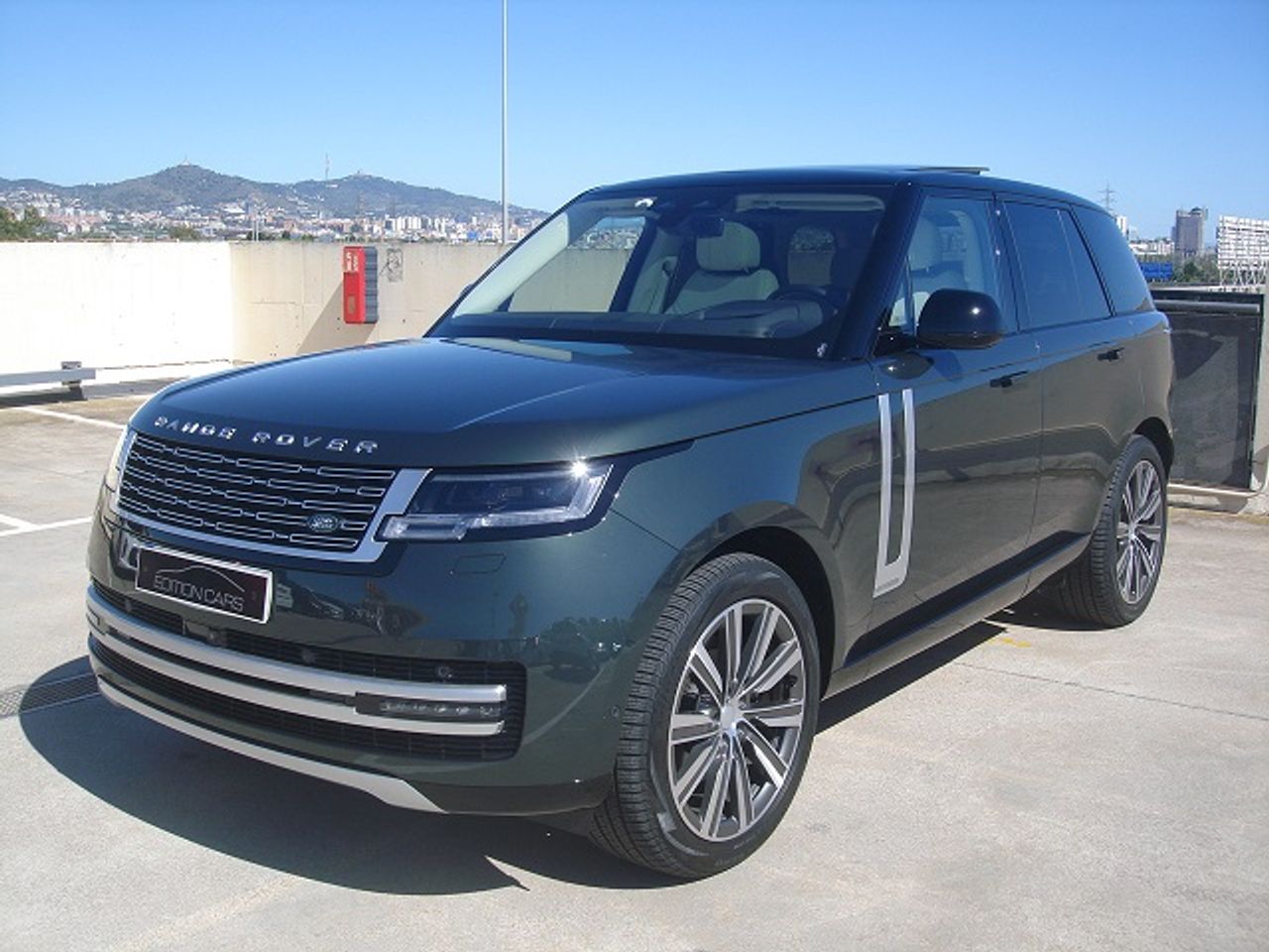 Land-Rover Range Rover 3.0 D HIBRID AUTOBIOGRAPHY   - Foto 1