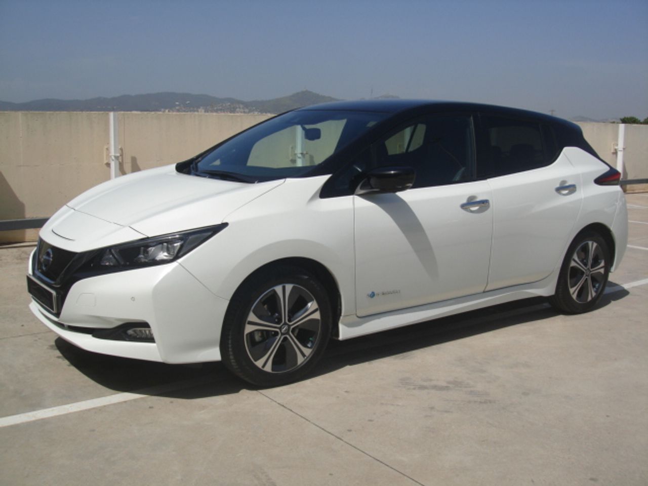 Nissan Leaf TEKNA BITONO E PEDAL 40KW   - Foto 1