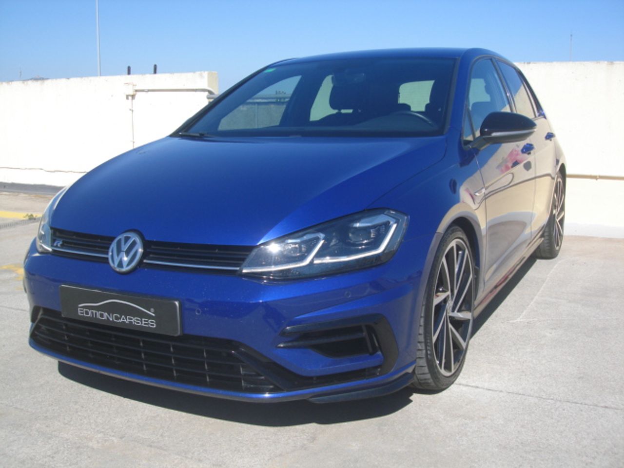 Volkswagen Golf 5p R 2.0 TSI 228 kW  - Foto 1