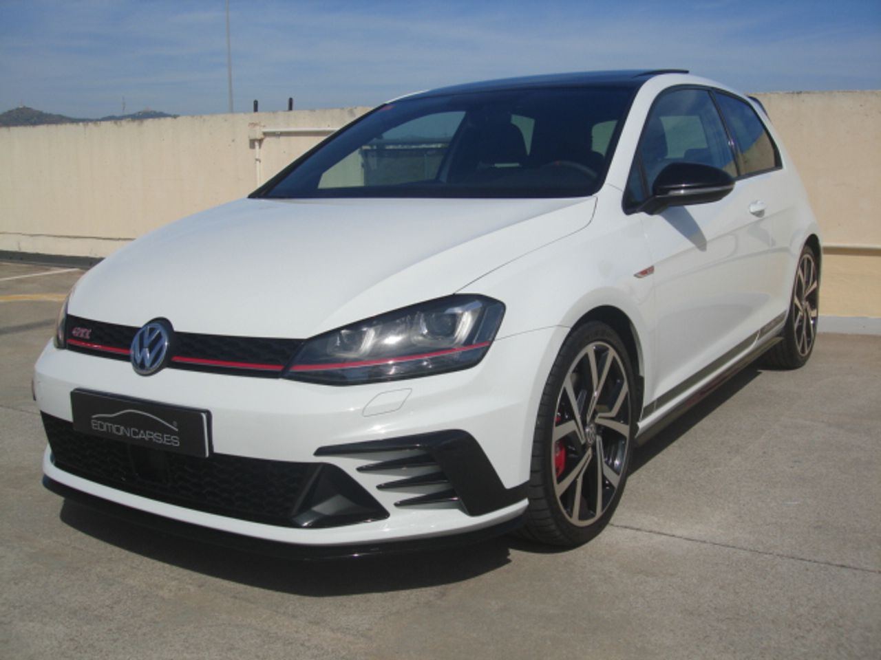Volkswagen Golf 3p GTI Performance 2.0 TSI 180 kW  - Foto 1