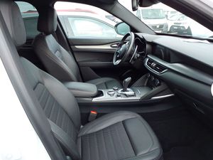 Alfa Romeo Stelvio Sprint RWD 2.2 - Foto 6