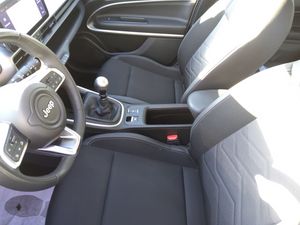 Jeep Avenger Summit 1.2 - Foto 5