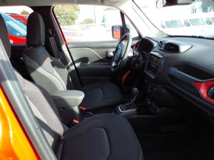 Jeep Renegade 4xe Trailhawk 1.3 PHEV 240hp AT EAWD - Foto 6