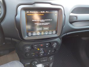 Jeep Renegade 4xe Trailhawk 1.3 PHEV 240hp AT EAWD - Foto 10