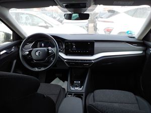 Skoda Octavia 1.5 TSI m-HEV 110kW(150CV) DSG Selection - Foto 6