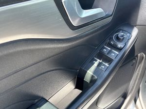 Ford Kuga Titanium 2.5 Duratec PHEV 165kW Auto - Foto 17