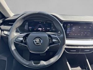 Skoda Octavia 1.5 TSI m-HEV 110kW(150CV) DSG Selection - Foto 12