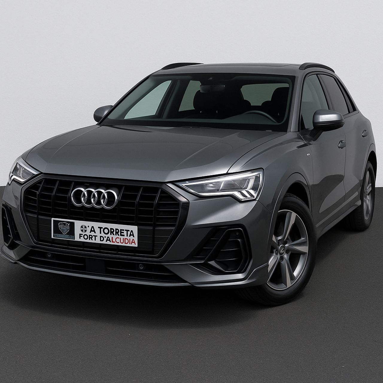 Audi Q3 45 TFSIE BLACK LINE S-TRONIC   - Foto 1