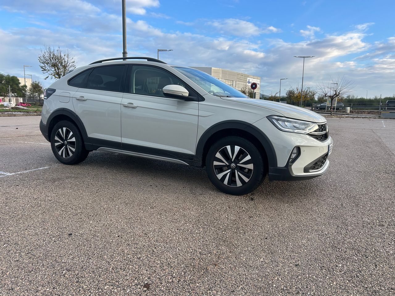 Volkswagen Taigo LIFE 1.0 TSI 110cv  - Foto 1