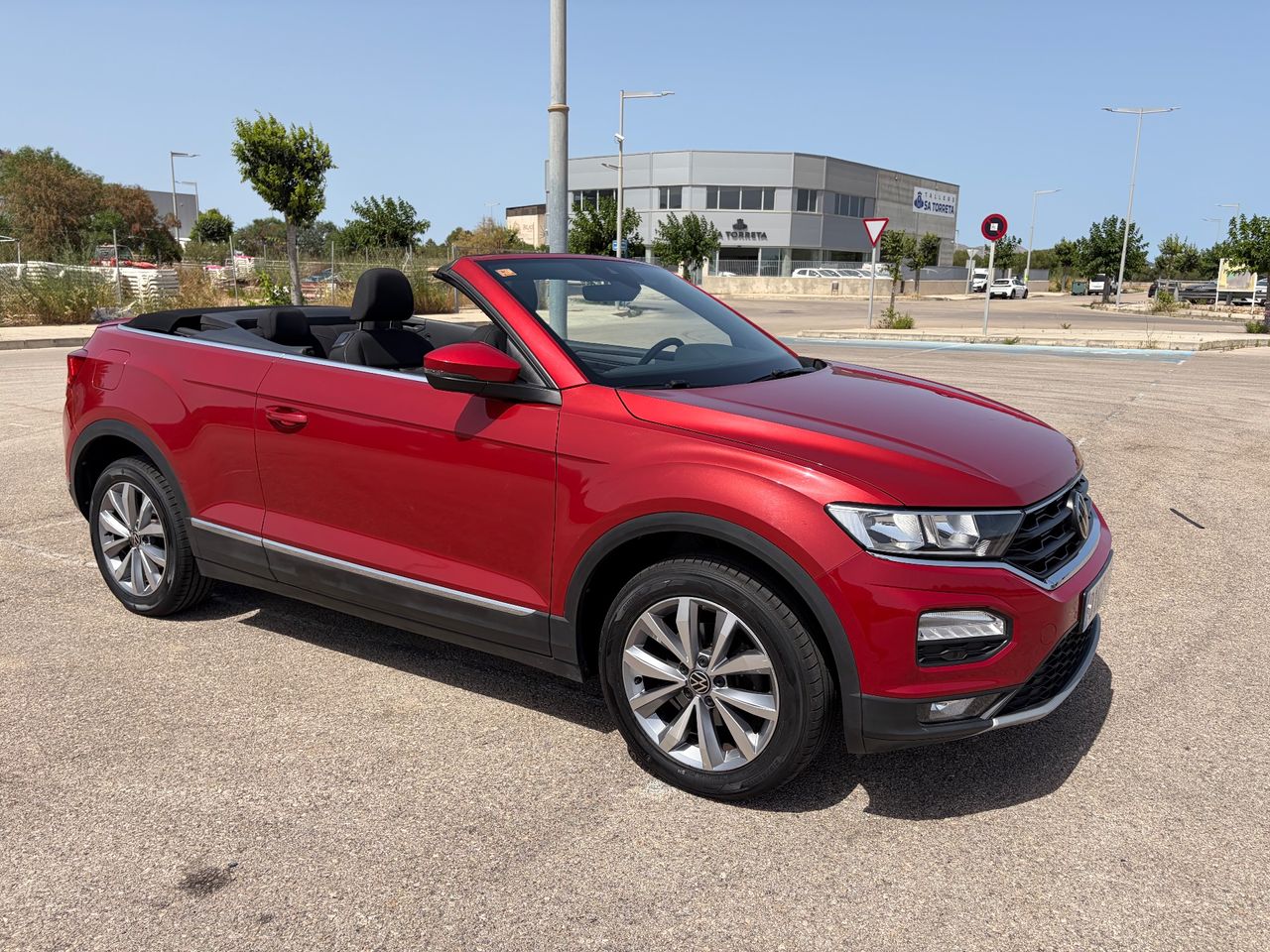 Volkswagen T-Roc Advance 1.5 TSI 110 kW CABRIO  - Foto 1
