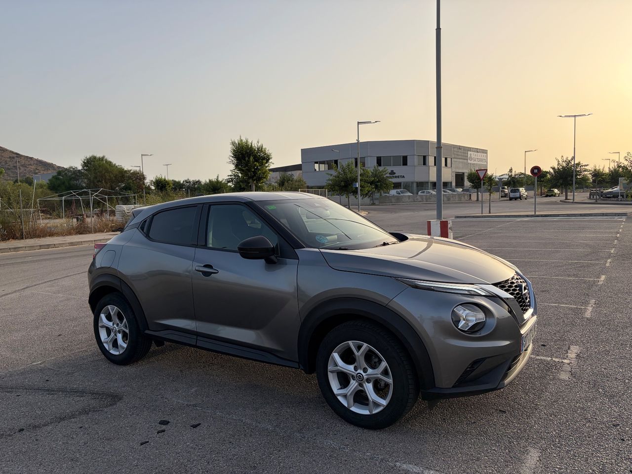 Nissan Juke DIG-T 84 kW N-CONNECTA  - Foto 1