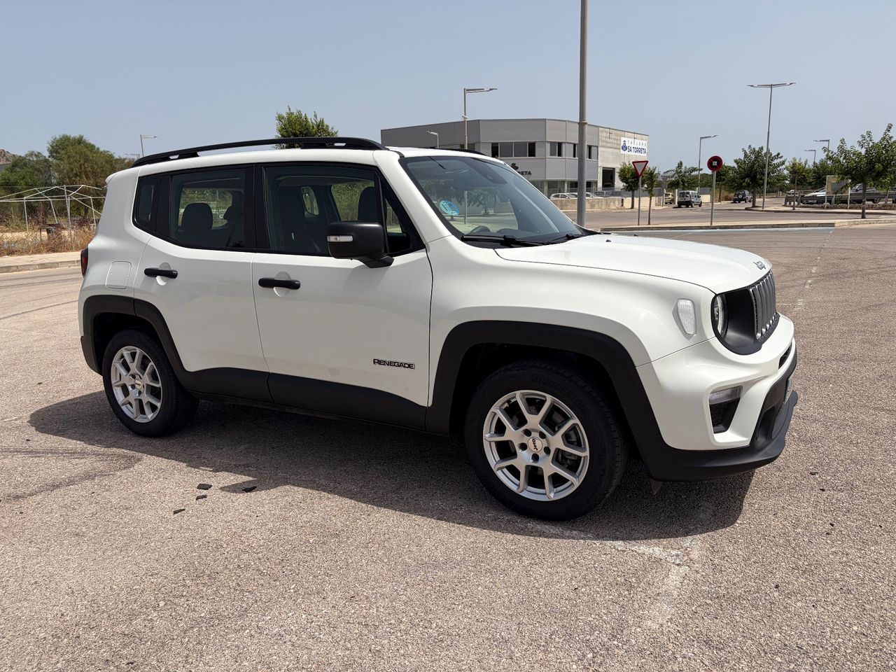 Jeep Renegade Altitude e-Hybrid 130 CV  - Foto 1