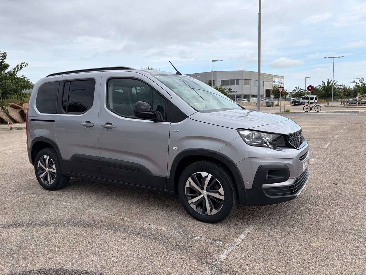 Peugeot Rifter GT HDI 130cv EAT8 N1  - Foto 1