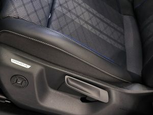 Volkswagen Tiguan R-line 2.0 Tdi 150 Cv Dsg  - Foto 17