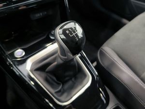 Volkswagen T-roc Dark Line 1.0 Tsi 115 Cv  - Foto 9