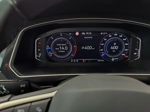 Volkswagen Tiguan 2.0 Tdi 150 Cv Life  - Foto 17