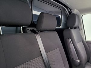 Volkswagen Transporter 6.1 Furgon Batalla Corta 2.0 Tdi 81 K  - Foto 15
