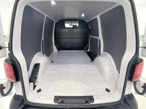 Volkswagen Transporter 6.1 Furgon Batalla Corta 2.0 Tdi 81 K  - Foto 7