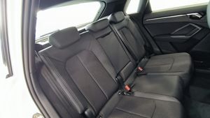 Audi Q3 Black Line Edition 35 Tdi 110150 Kwcv S Tronic  - Foto 8