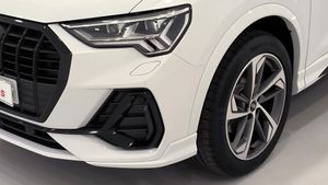 Audi Q3 35 Tdi 150 Cv Stronic Black Line Edition  - Foto 6